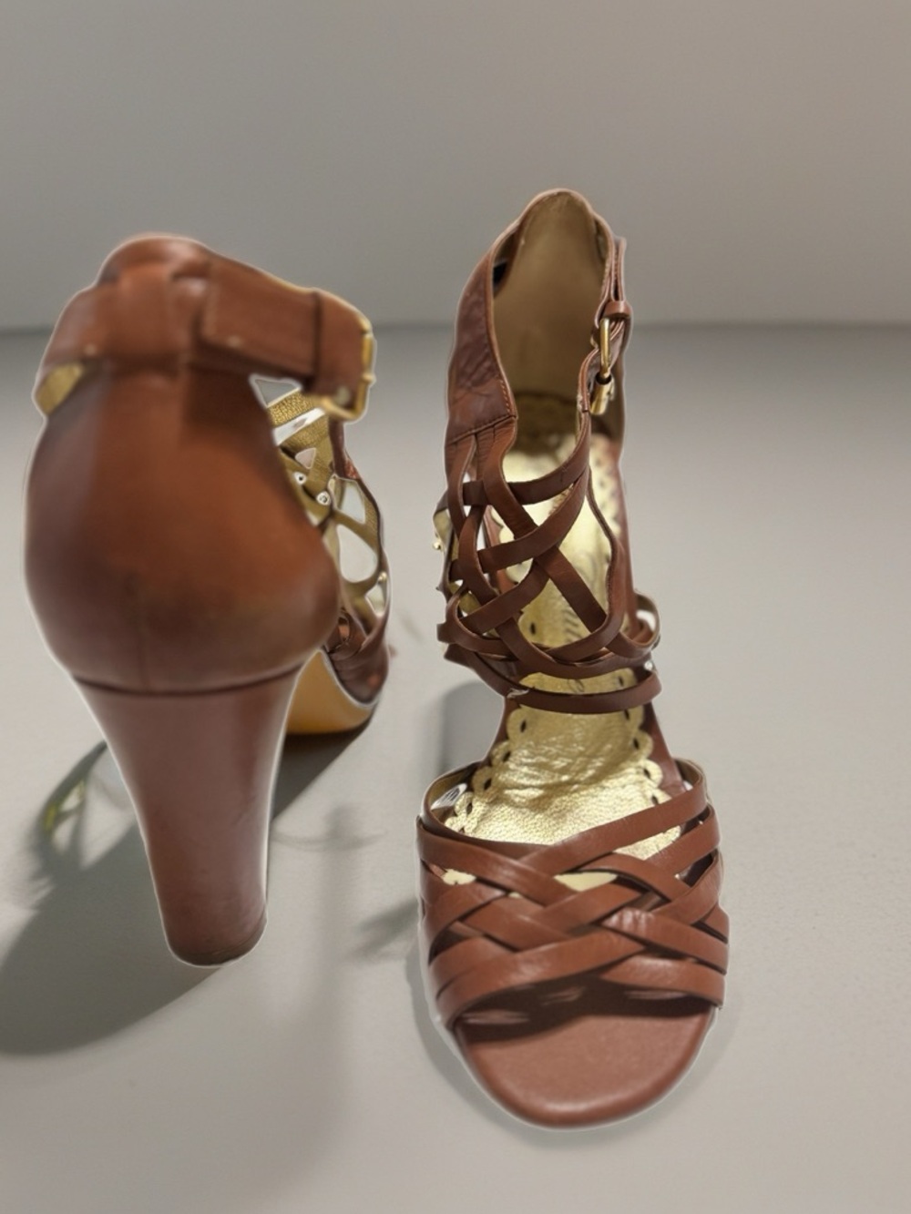 Vintage Juicy Counture Brown Strappy Block Heel Sandals - Picture 3 of 5